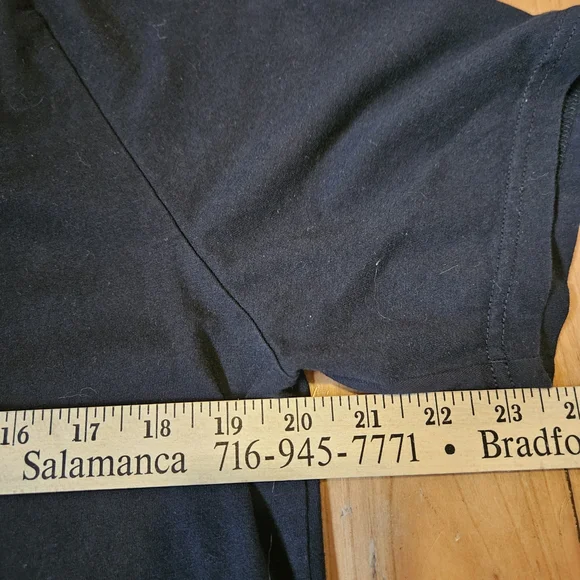 BOSS Men's Black Logo Crewneck T-Shirt - Picture 10 of 10